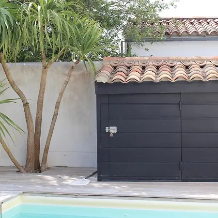 Villa Mv *